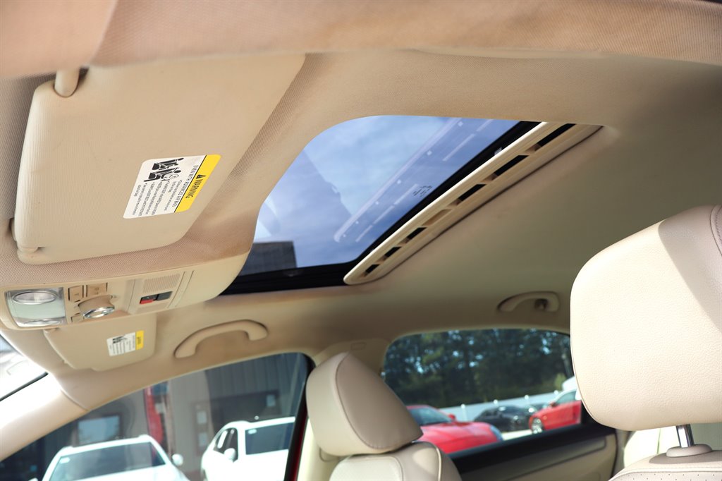 2015 Volkswagen Passat - $9,995