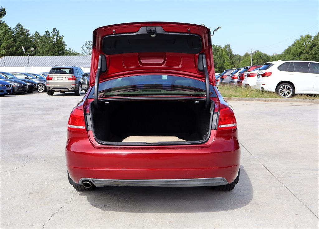 2015 Volkswagen Passat - $9,995
