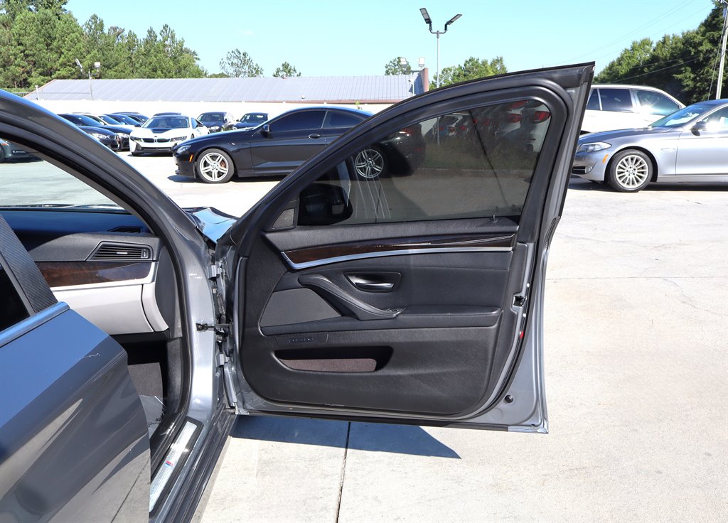 2011 BMW 535i - $13,995