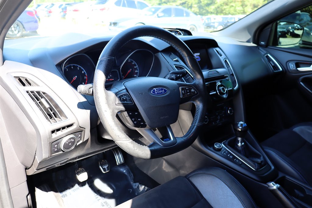 2017 Ford Focus - $17,995