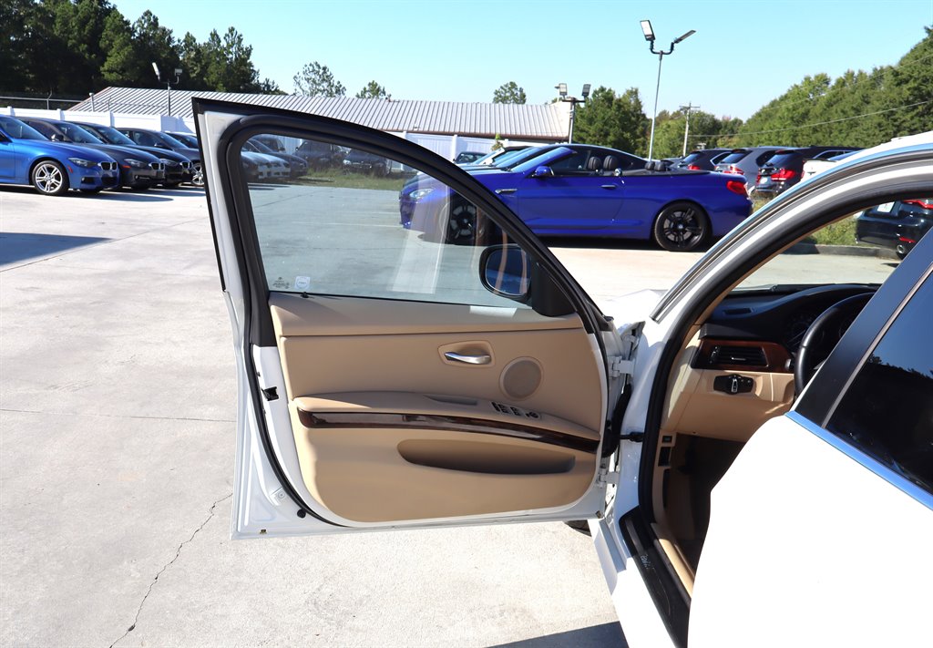 2011 BMW 335d - $18,995