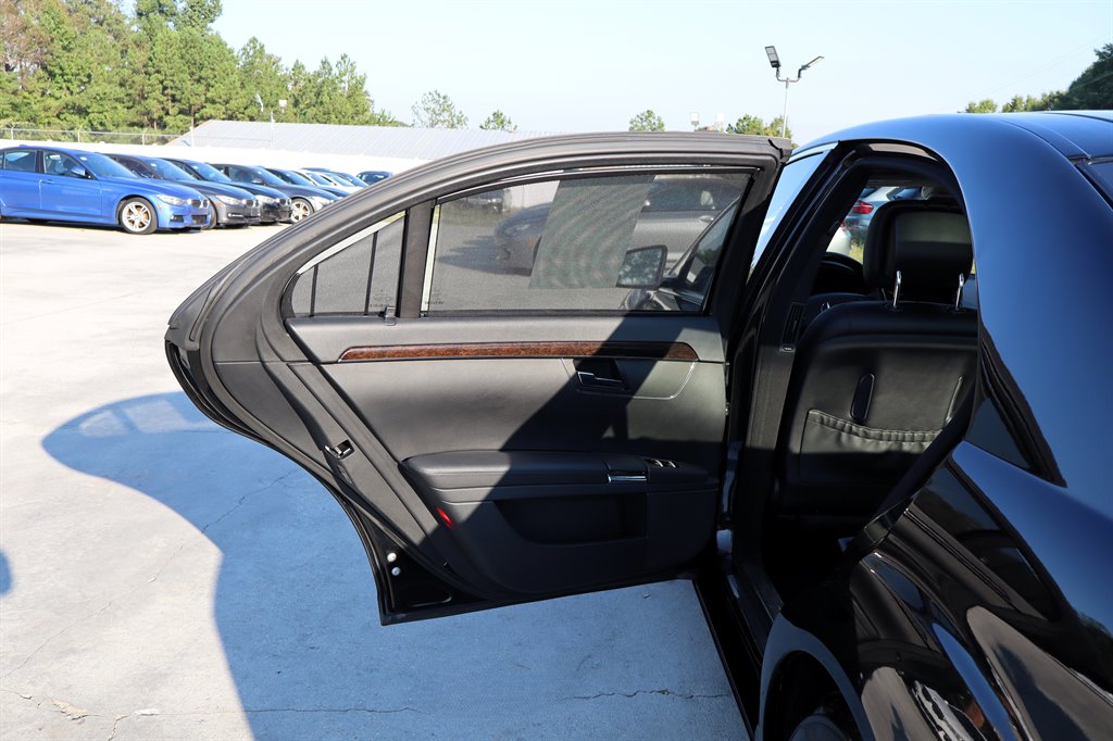 2012 Mercedes-Benz S-class - $10,995