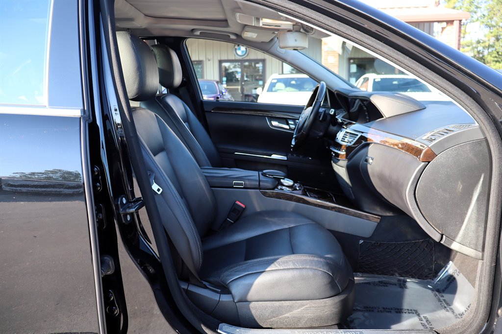 2012 Mercedes-Benz S-class - $10,995