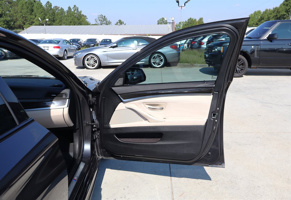 2014 BMW 535i - $11,995