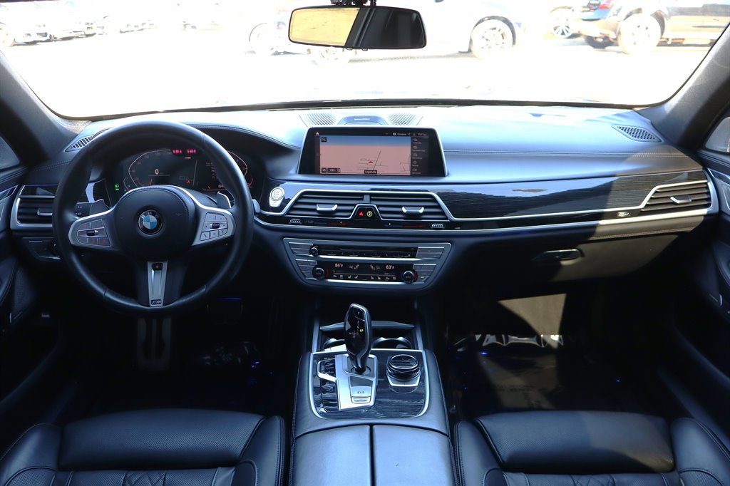 2020 BMW 750i - $31,995