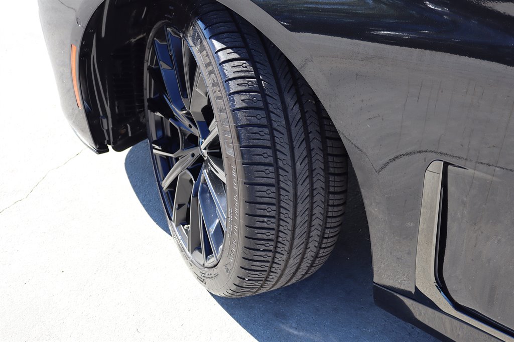 2020 BMW 750i - $31,995