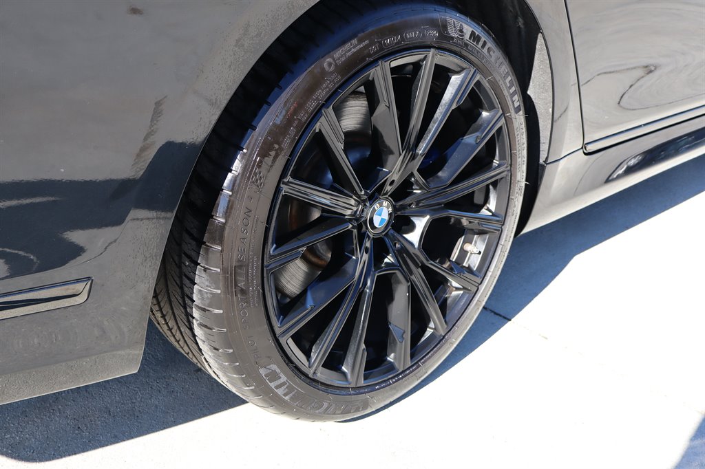 2020 BMW 750i - $31,995