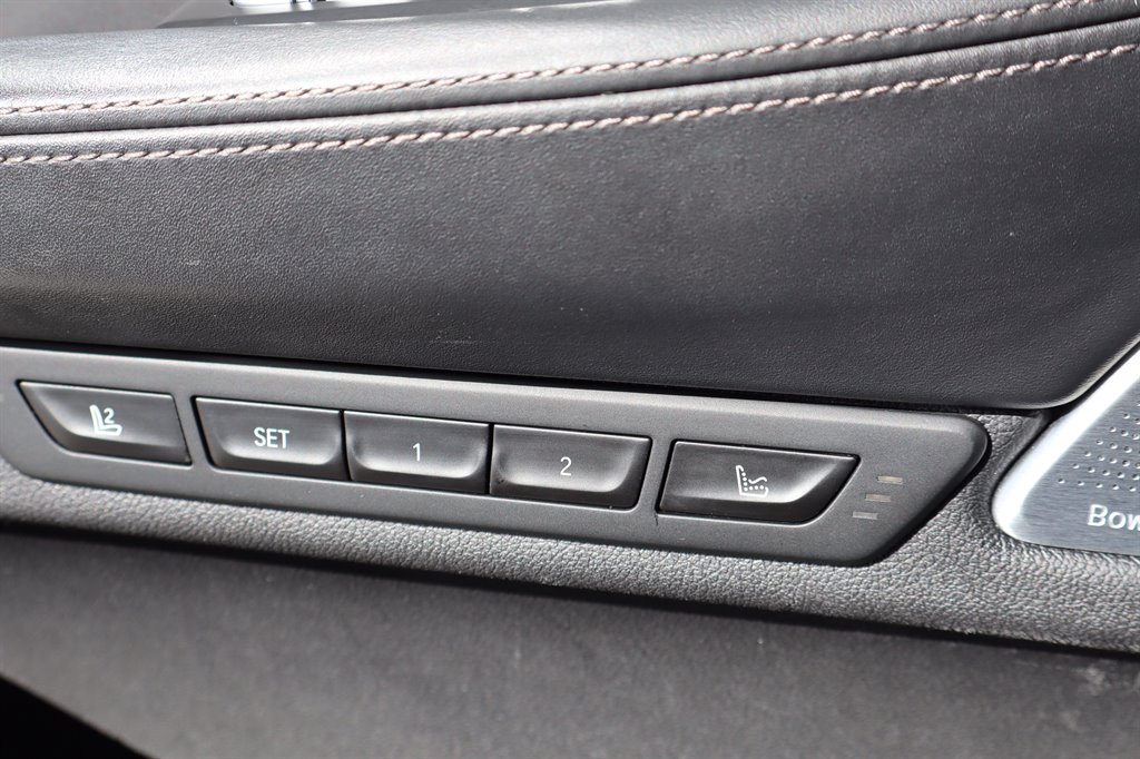 2020 BMW 750i - $31,995