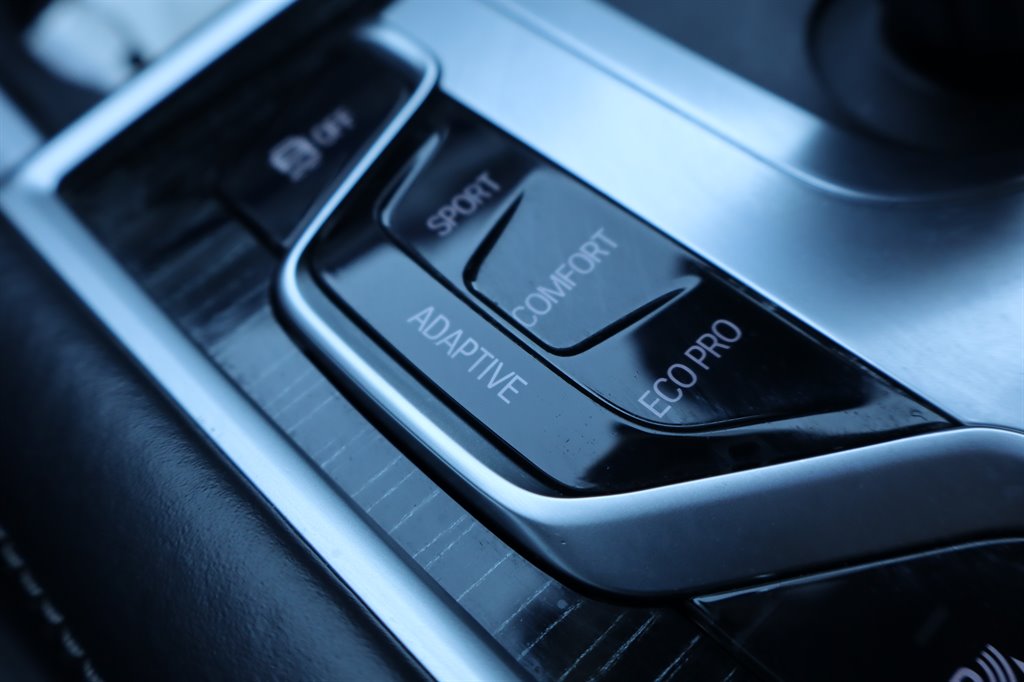 2020 BMW 750i - $31,995