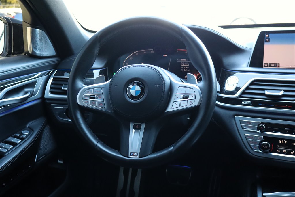 2020 BMW 750i - $31,995