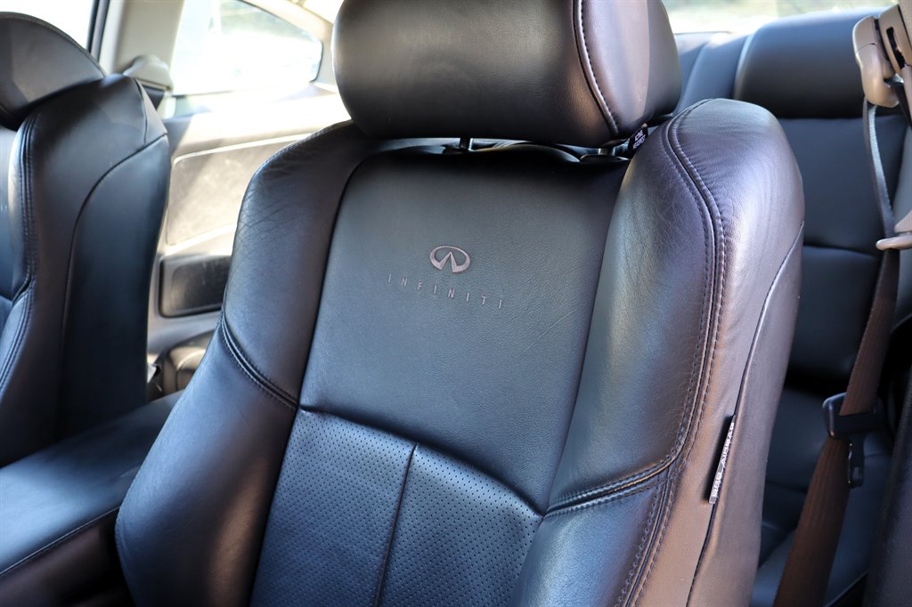 2004 INFINITI G - $12,995