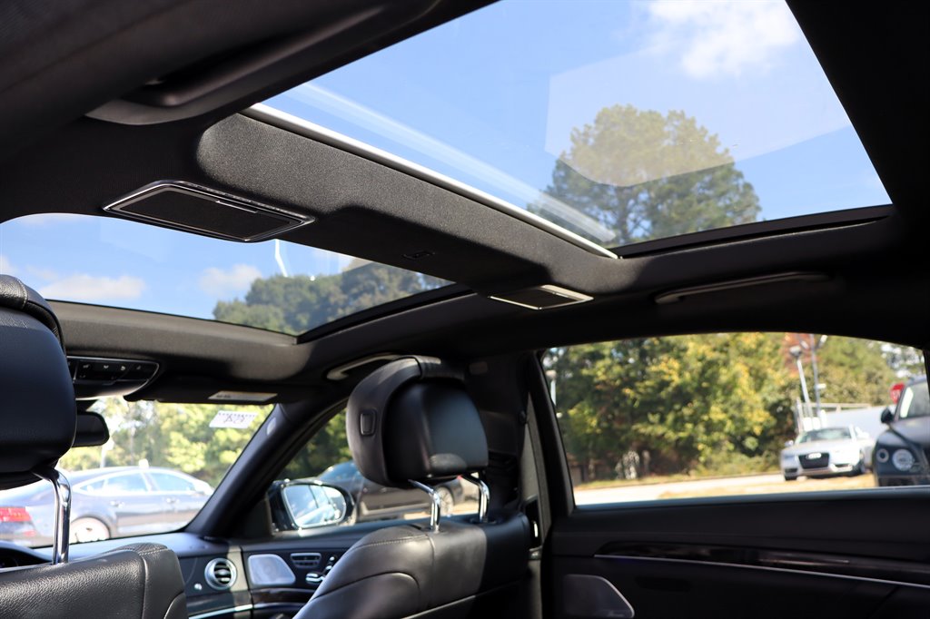 2015 Mercedes-Benz S-class - $19,995