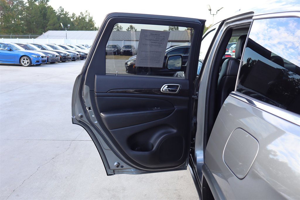 2013 Jeep Cherokee - $13,995
