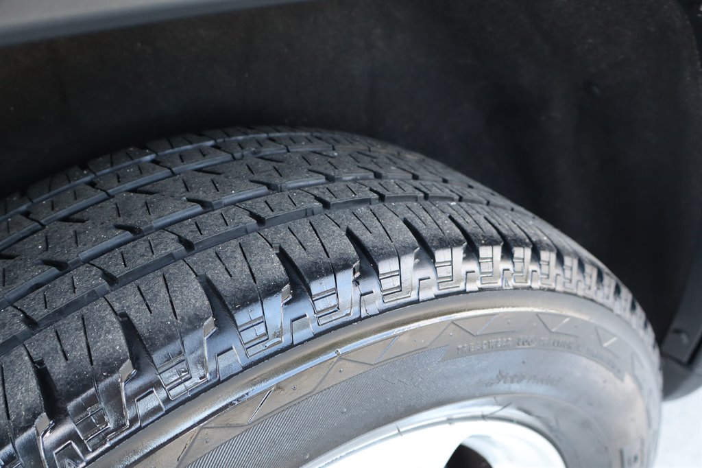 2013 Jeep Cherokee - $13,995