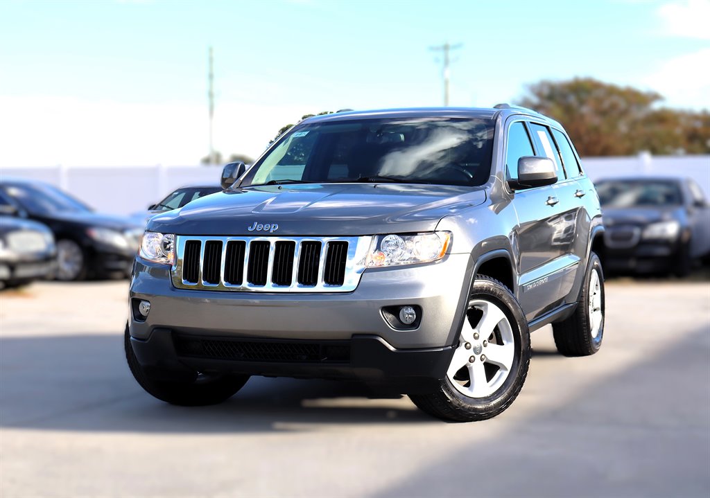 2013 Jeep Cherokee - $13,995