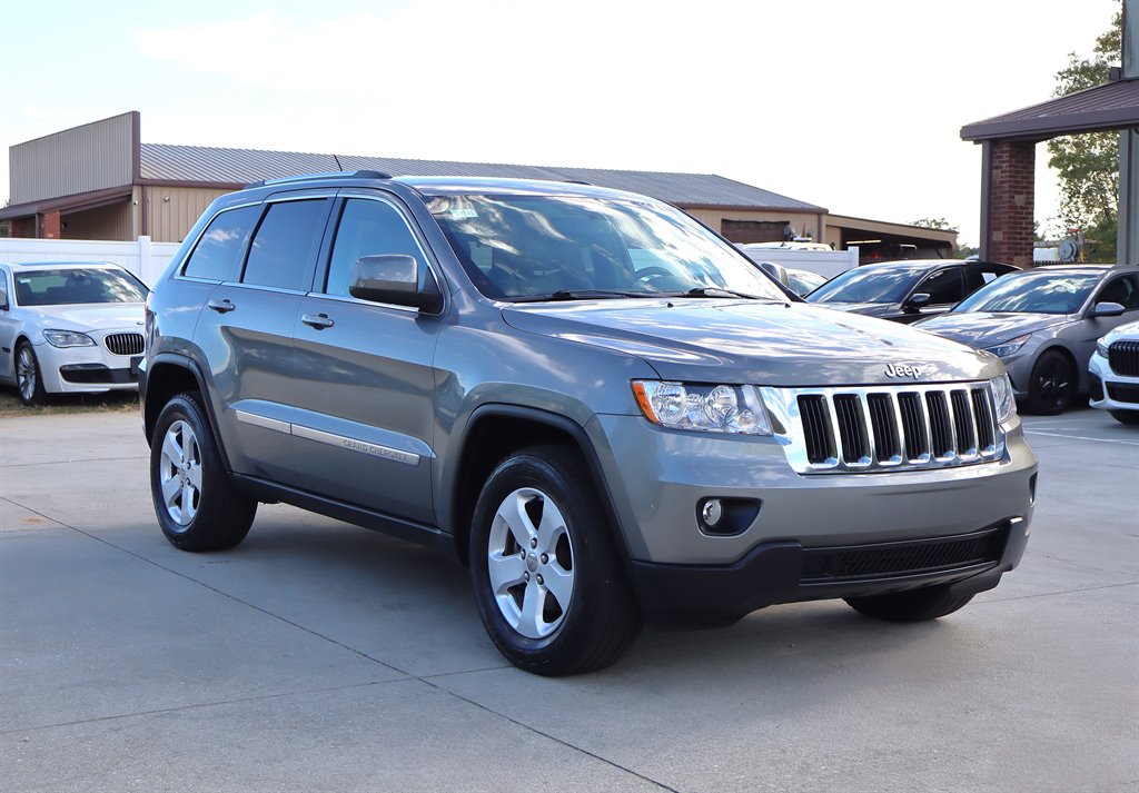2013 Jeep Cherokee - $13,995