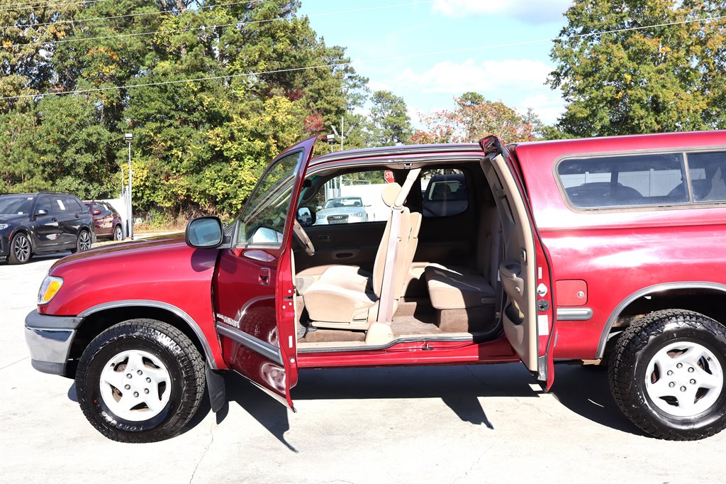 2000 Toyota Tundra - $14,995