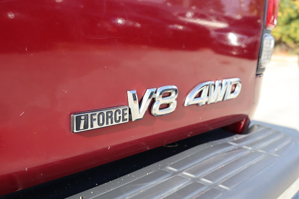 2000 Toyota Tundra - $14,995