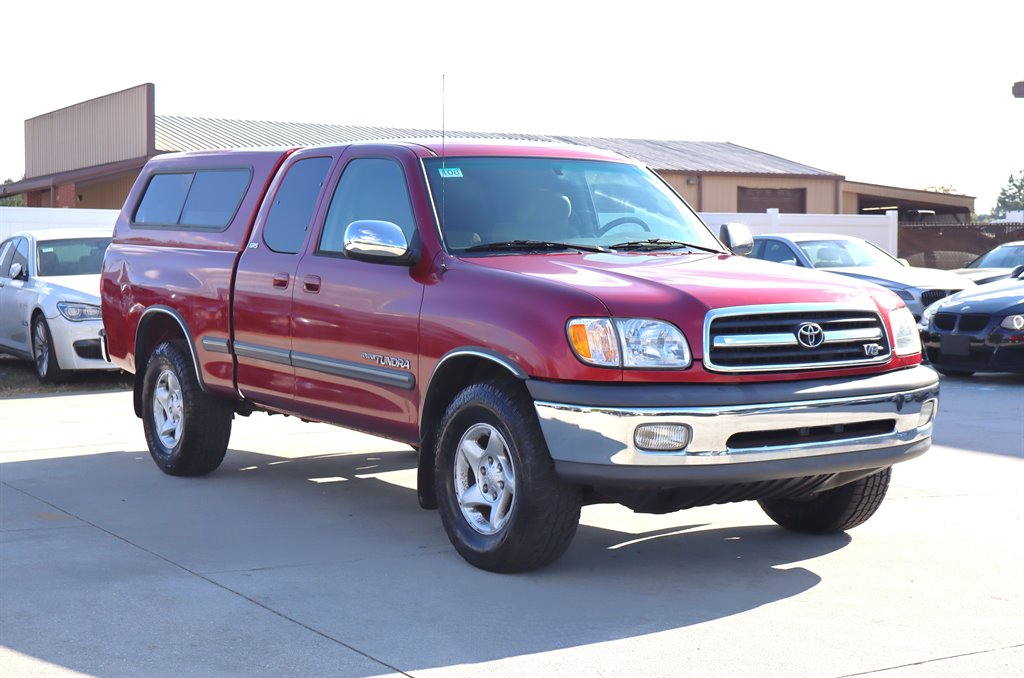 2000 Toyota Tundra - $14,995