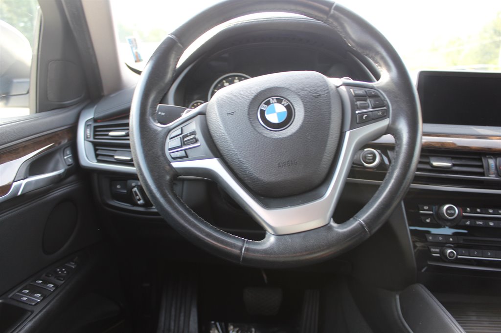 2015 BMW X6 Xdrive50i photo