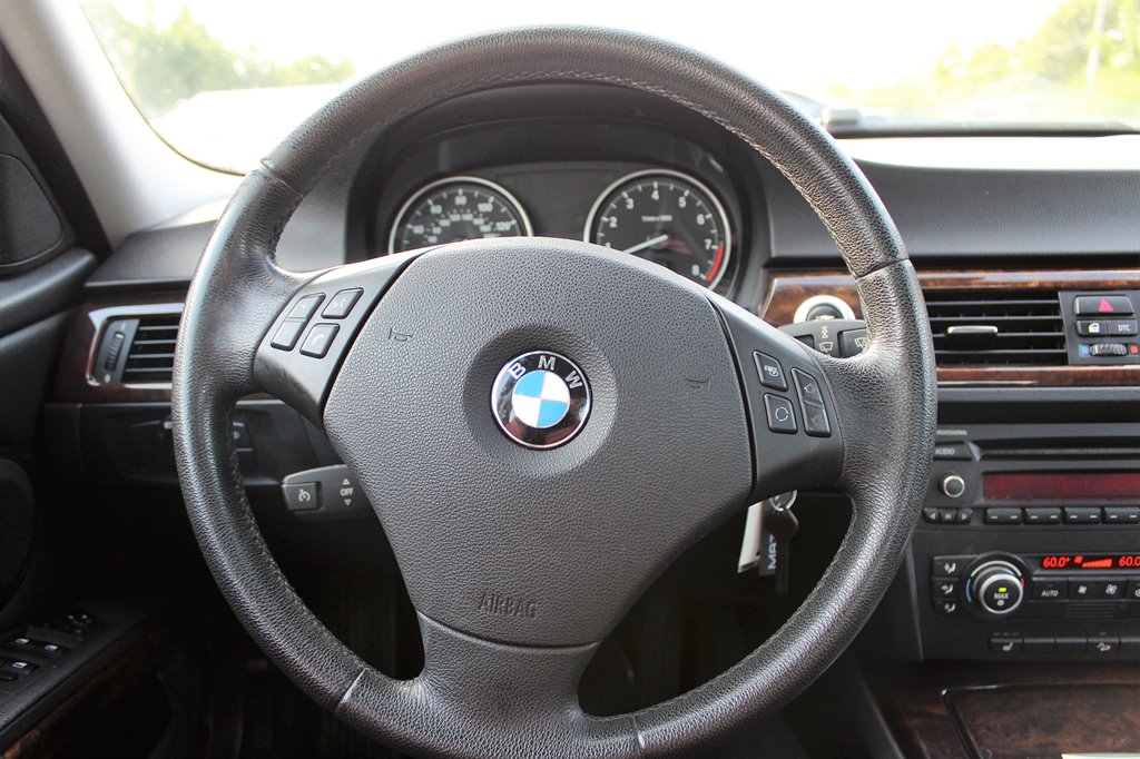 2008 BMW 3-Series 335xi photo