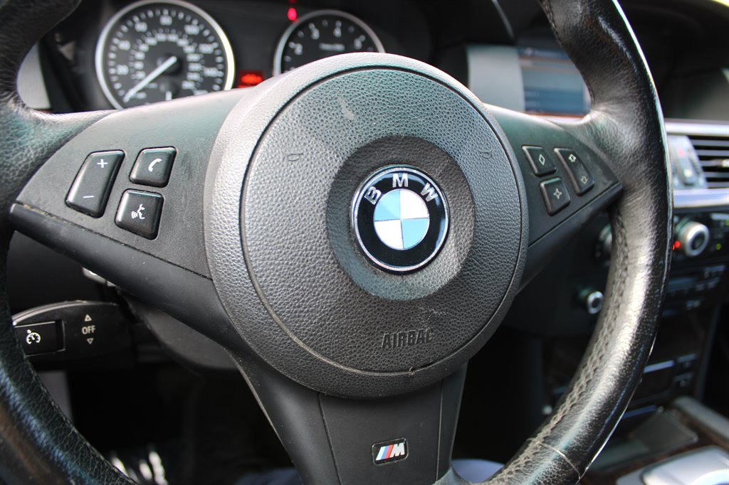 2009 BMW 5-Series 535xi photo