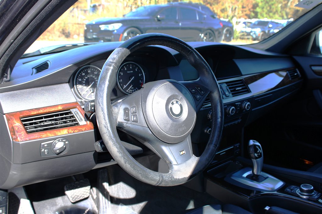 2010 BMW 5-Series 535xi photo