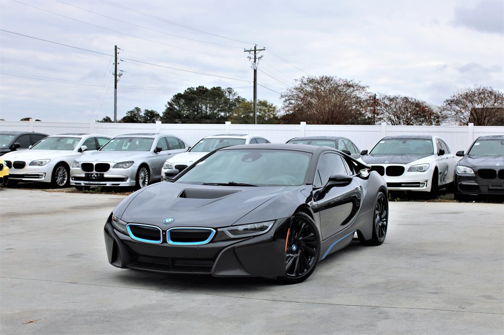 The 2015 BMW i8  photos