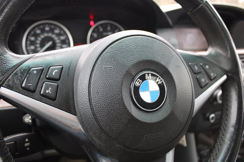 2009 BMW 5-Series 535i photo