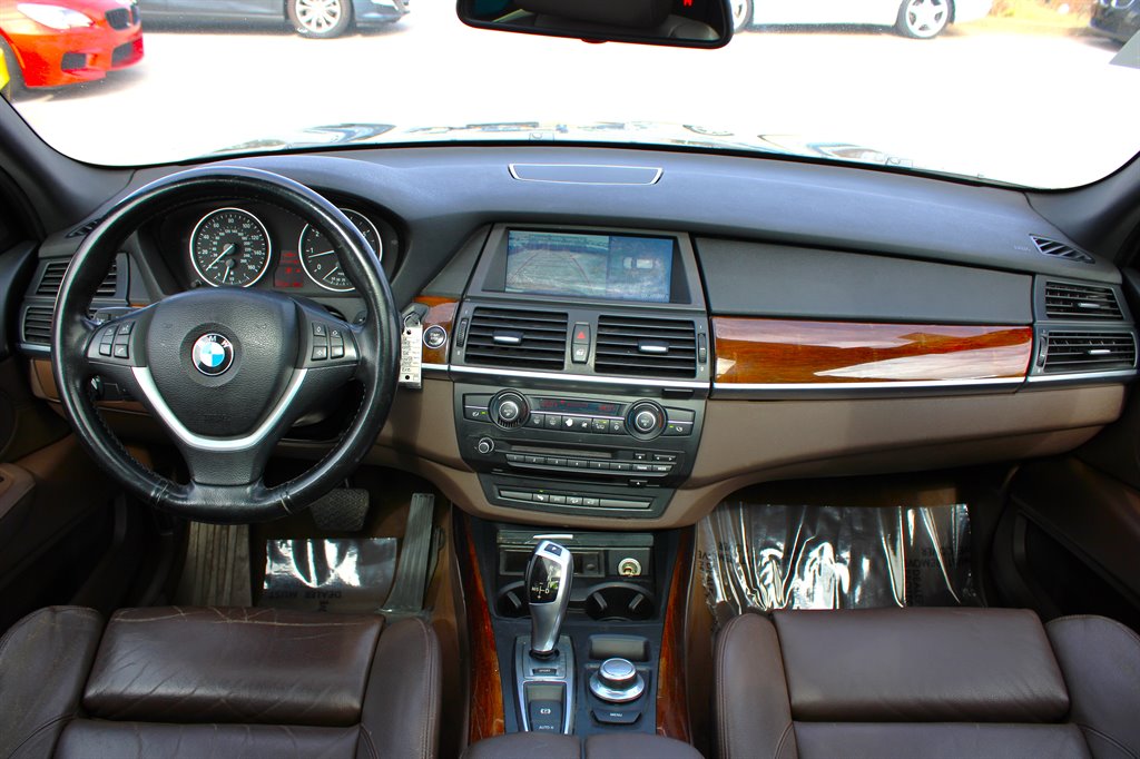 2009 BMW X5 xDrive48i photo