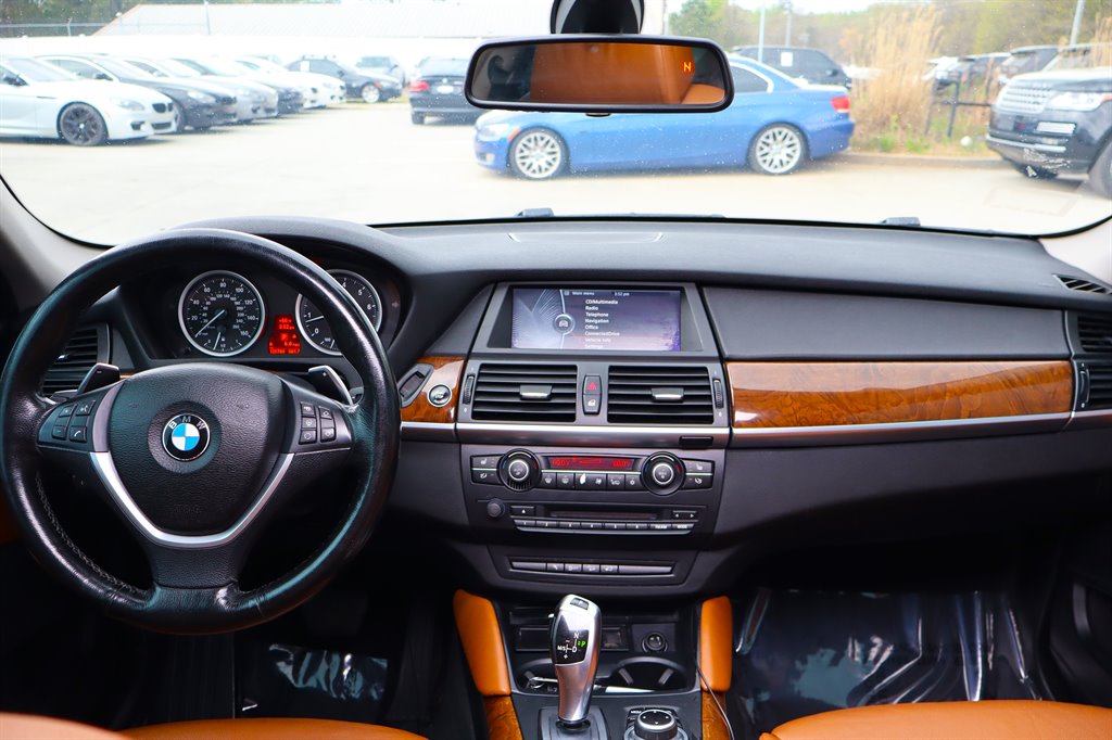 2013 BMW X6 xDrive50i photo