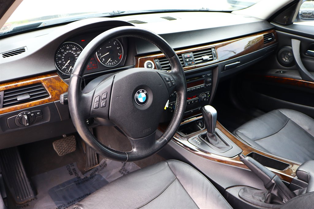 2006 BMW 3-Series 330xi photo
