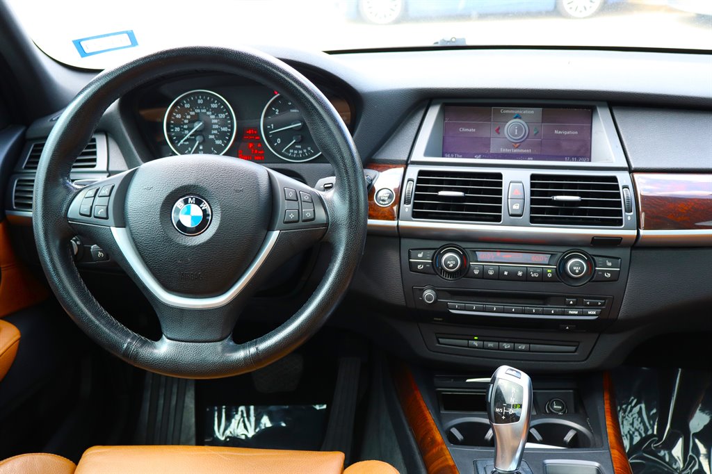 2008 BMW X5 4.8i photo