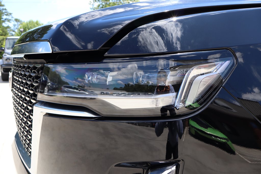 2021 Cadillac Escalade ESV Luxury photo