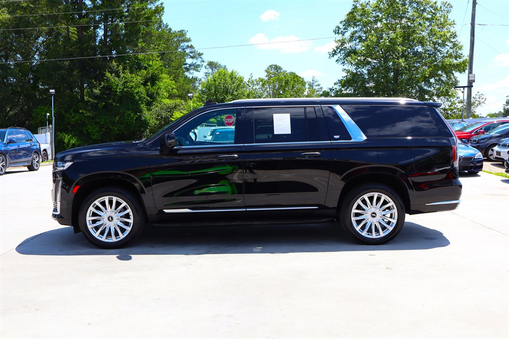 2021 Cadillac Escalade ESV Luxury photo