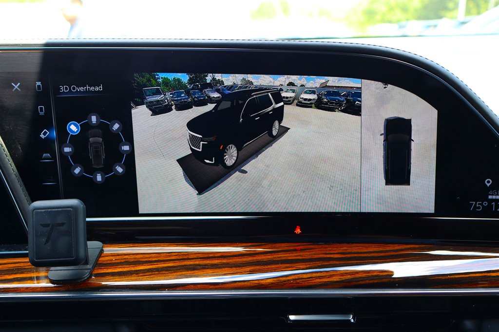 2021 Cadillac Escalade ESV Luxury photo