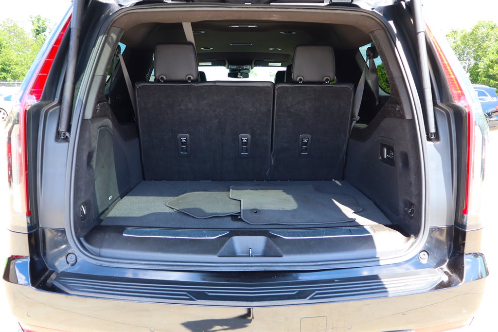 2021 Cadillac Escalade ESV Luxury photo