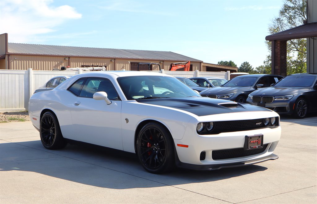 2023 Dodge Challenger SXT photo 32