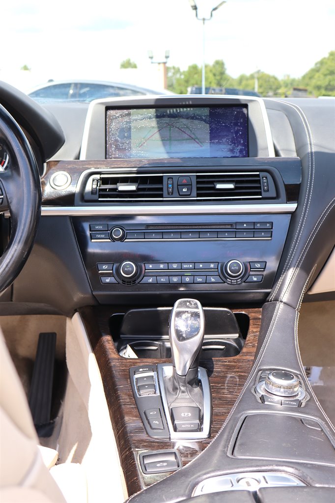 2012 BMW Legend 650i photo