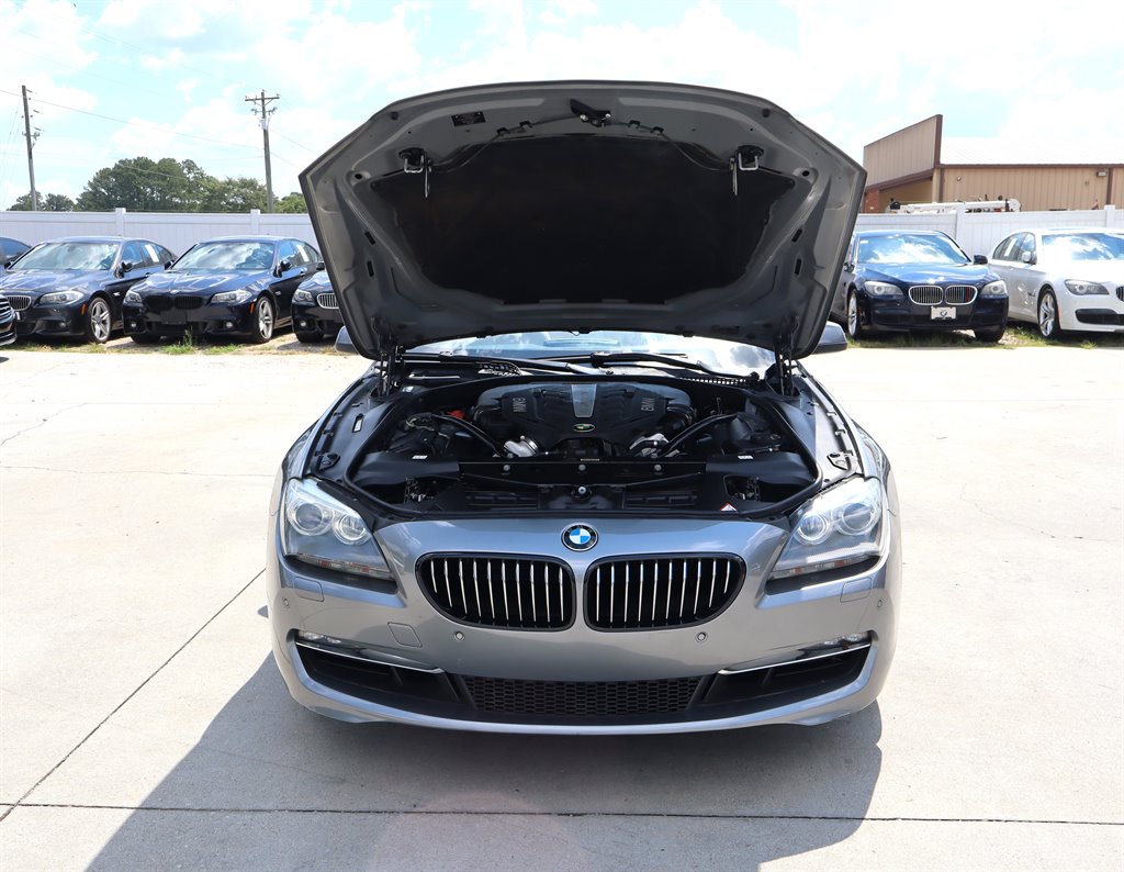 2012 BMW Legend 650i photo