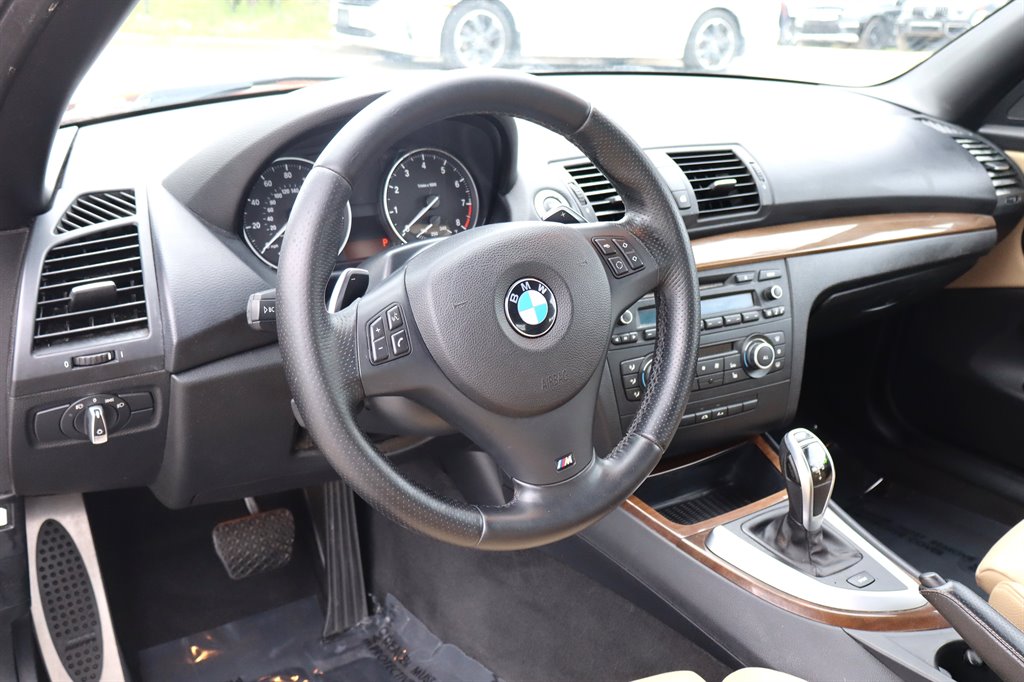 2012 BMW Legend 135i photo
