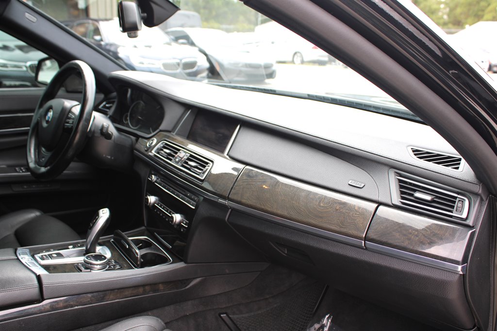 2015 BMW MDX 740Ld xDrive photo