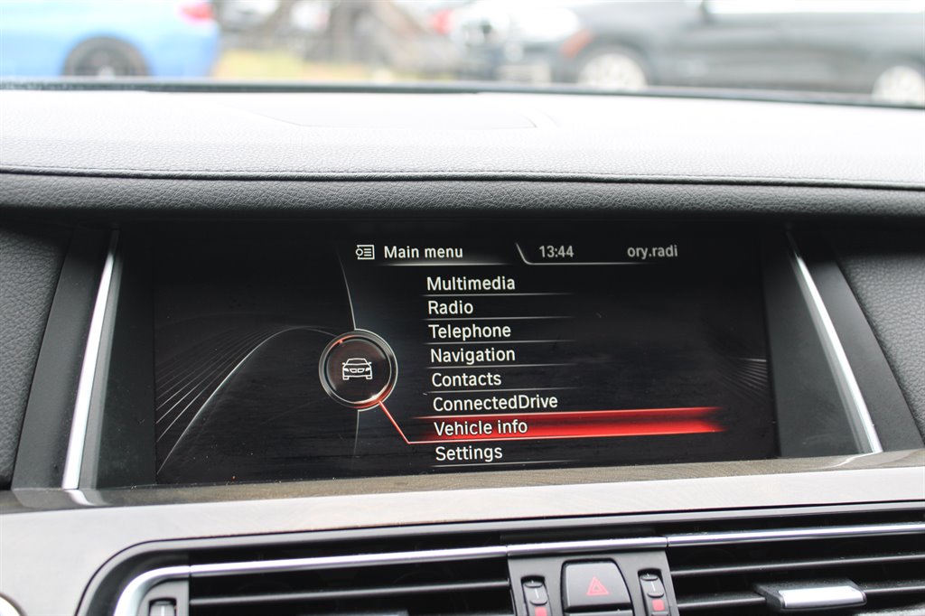 2015 BMW MDX 740Ld xDrive photo