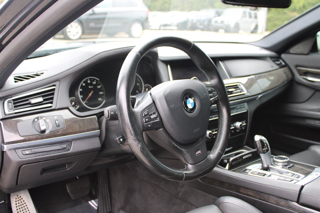 2015 BMW MDX 740Ld xDrive photo