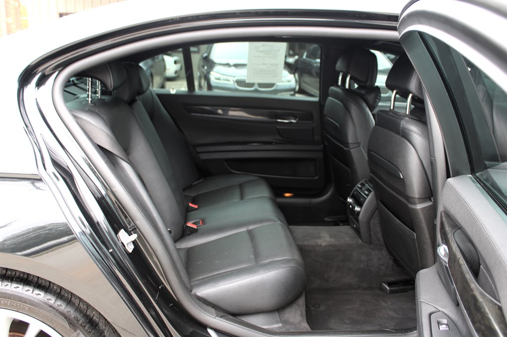 2015 BMW MDX 740Ld xDrive photo