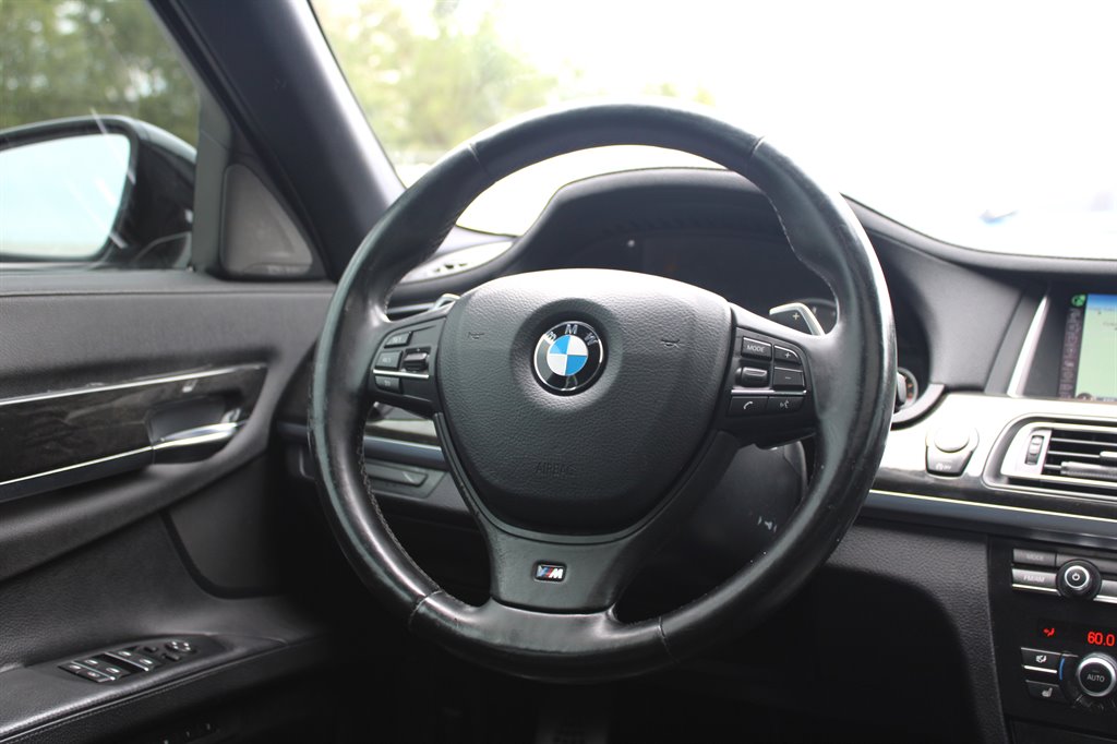 2015 BMW MDX 740Ld xDrive photo