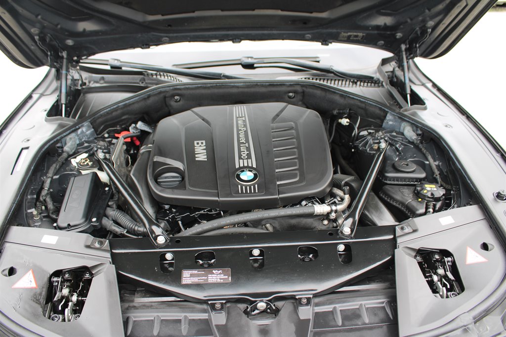 2015 BMW MDX 740Ld xDrive photo