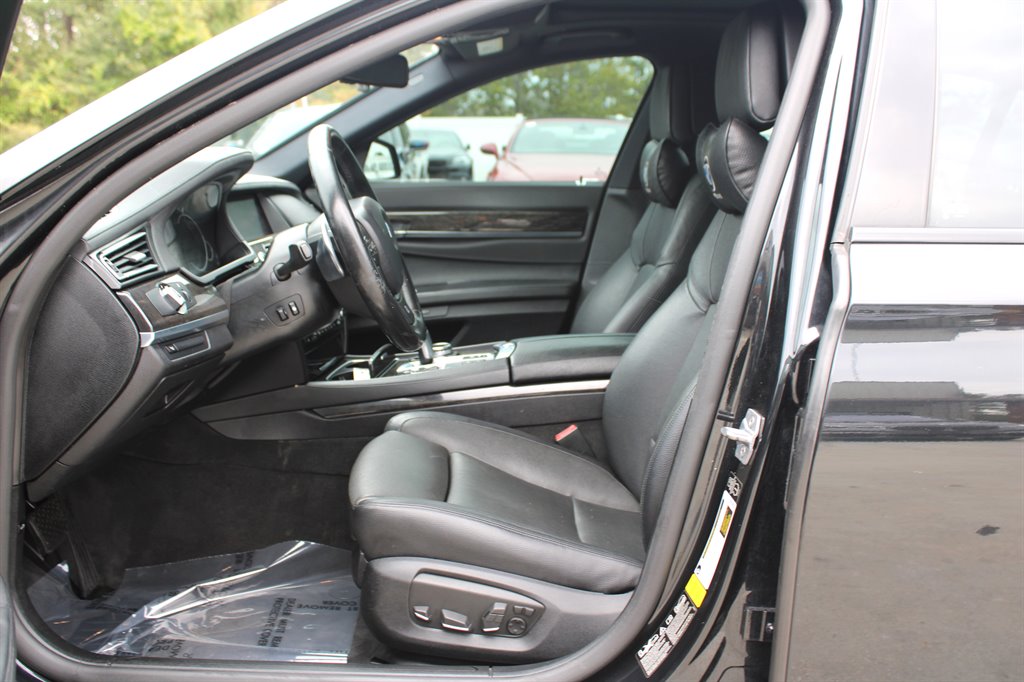 2015 BMW MDX 740Ld xDrive photo