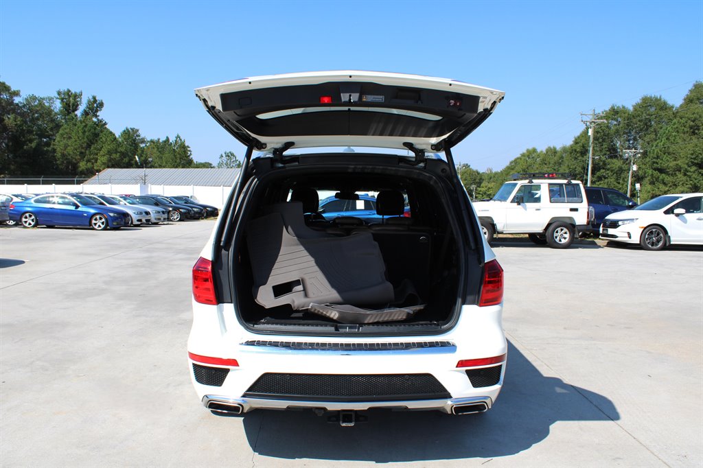 2014 Mercedes-Benz GL-Class GL550 4MATIC photo
