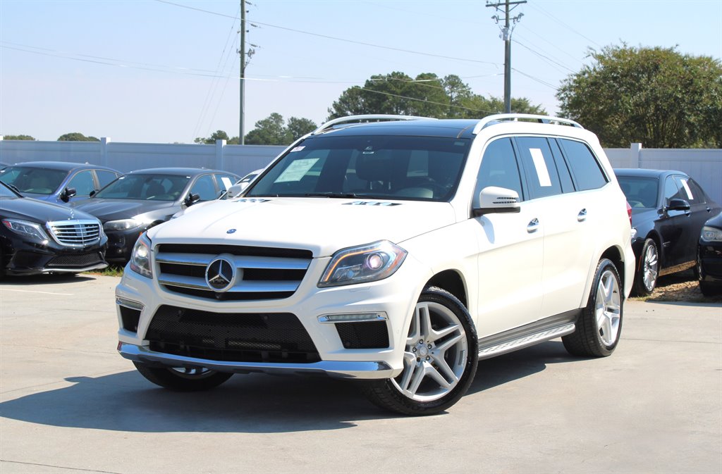 2014 Mercedes-Benz GL-Class GL550 4MATIC photo